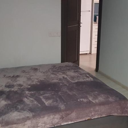 Beautiful Apartment Located In Pushkin Street Jerevan Exteriör bild